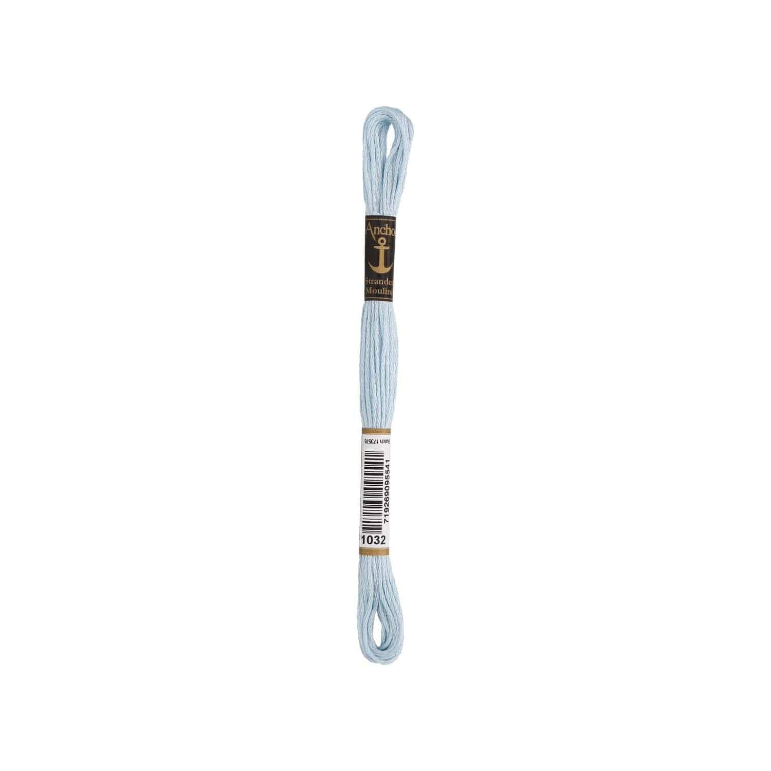 Anchor Coats Sticktwist 8m 01032 Hellblau